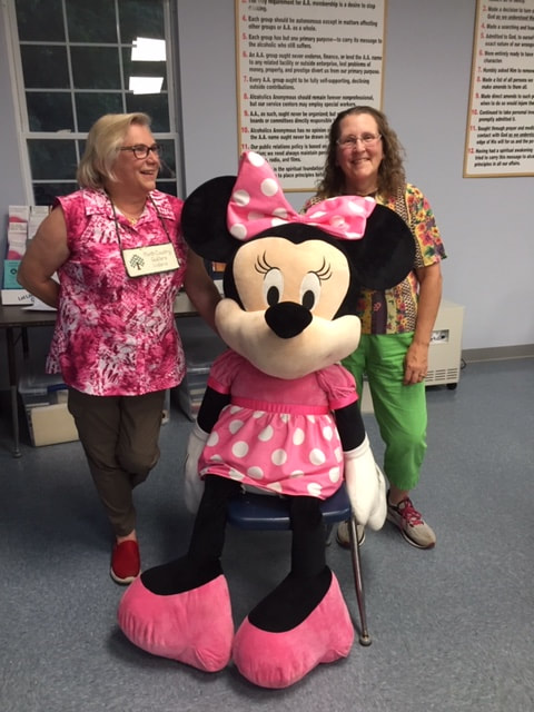Barb Hewitt - a person-sized Minnie Mouse!